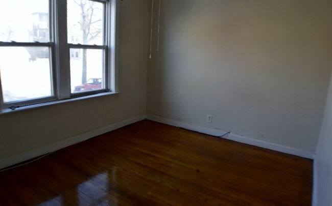 Foto del edificio - 1248 N Spaulding Ave