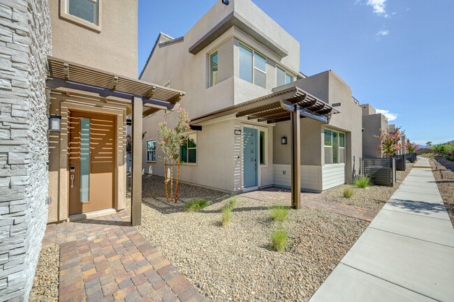 Building Photo - 1533 Melodic Lark Dr