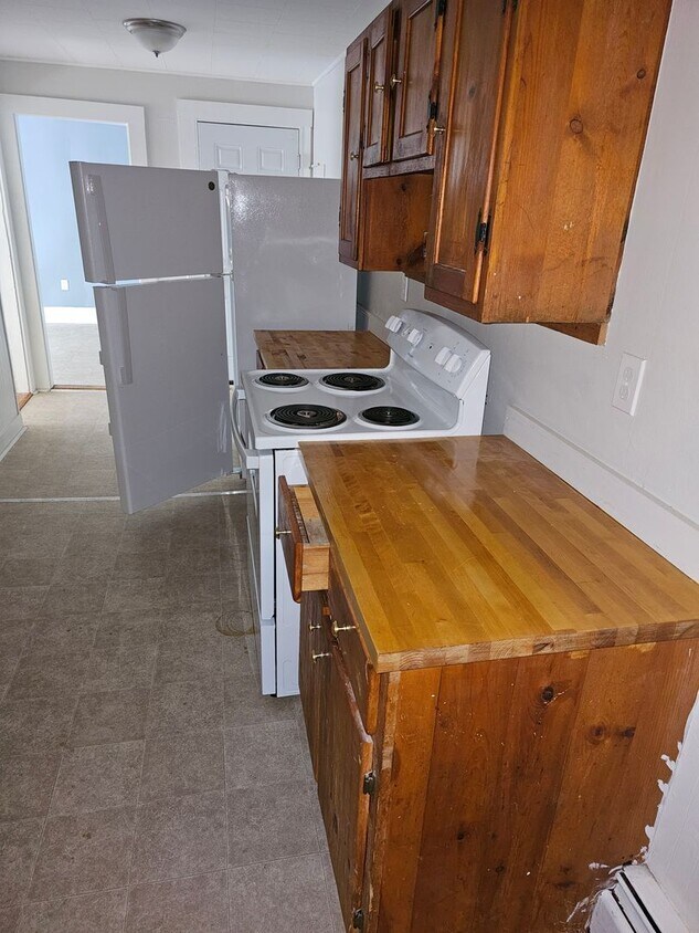 Primary Photo - 36 Spruce St