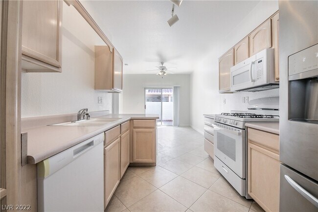 Building Photo - 2905 Soda Creek Ln