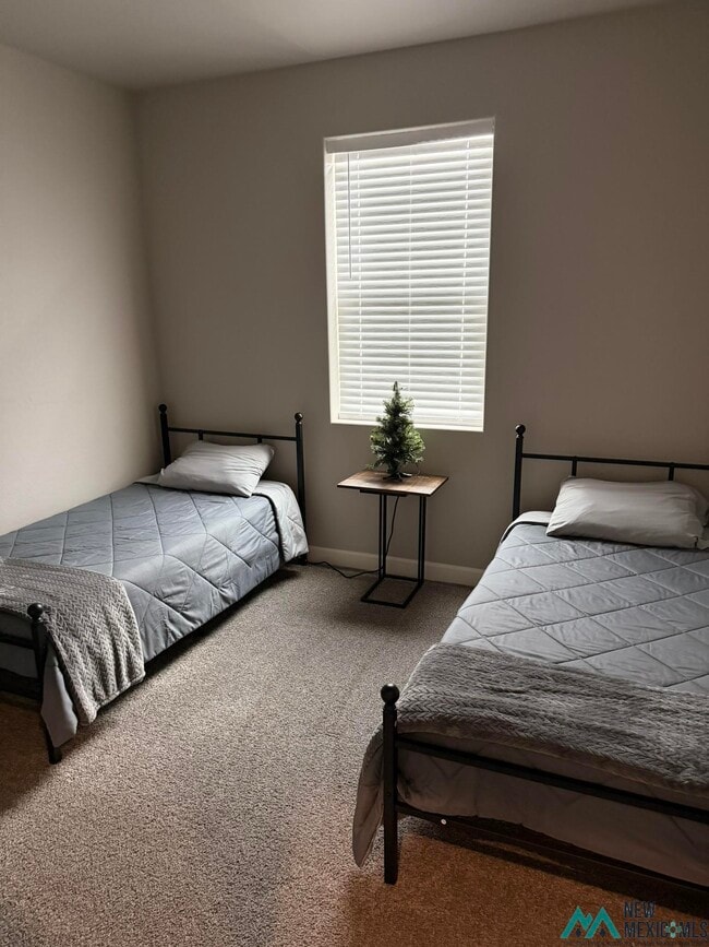 Building Photo - 2902 Browning Ave