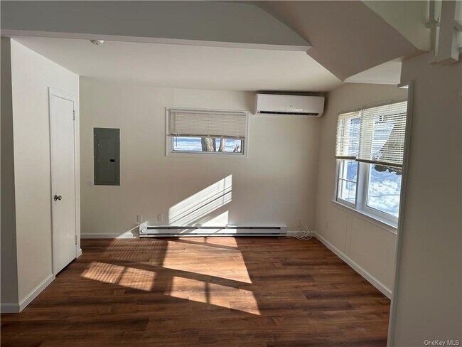 Foto del edificio - 11 Upper Hillman Rd