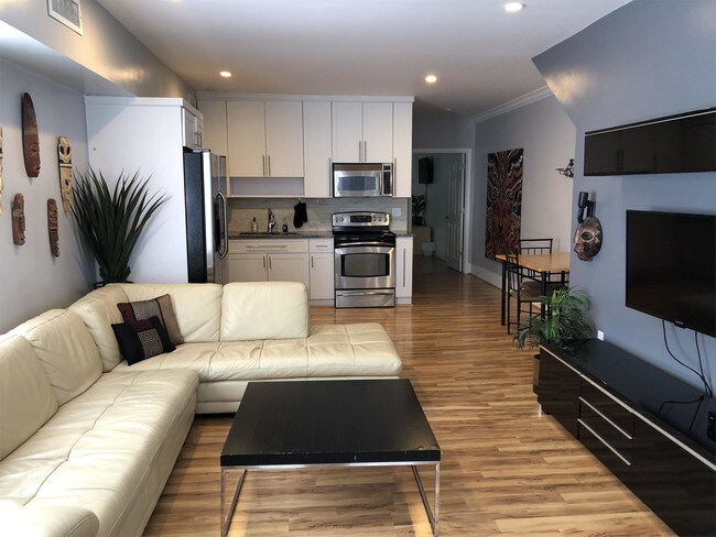 Foto del edificio - 524 NW 35th St