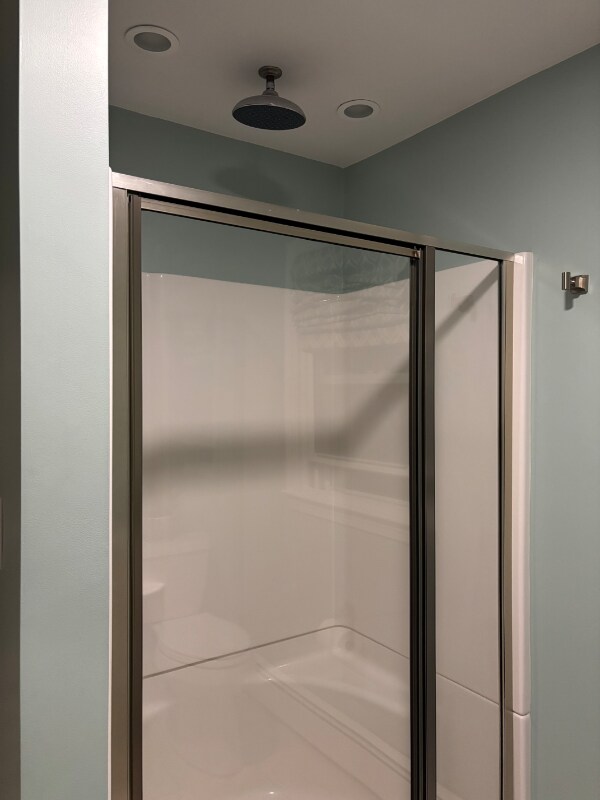 Building Photo - 10 Roosevelt Rd