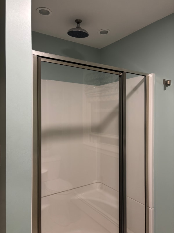 Foto del edificio - 10 Roosevelt Rd