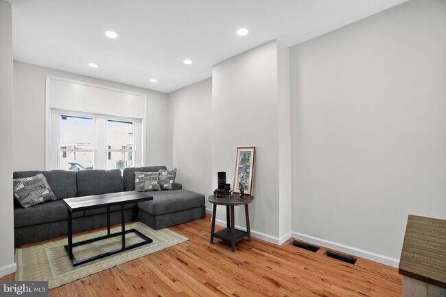 Foto del edificio - 4324 Otter St