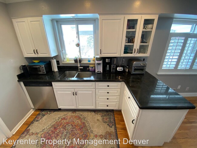 Building Photo - 5 br, 3 bath House - 451 Nome Street