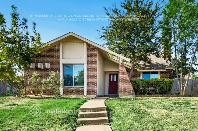 Building Photo - 1716 Delaford Pl
