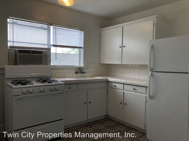 Foto del edificio - 811 E 31st St
