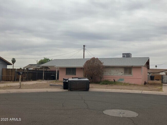Building Photo - 4641 S 17th Pl