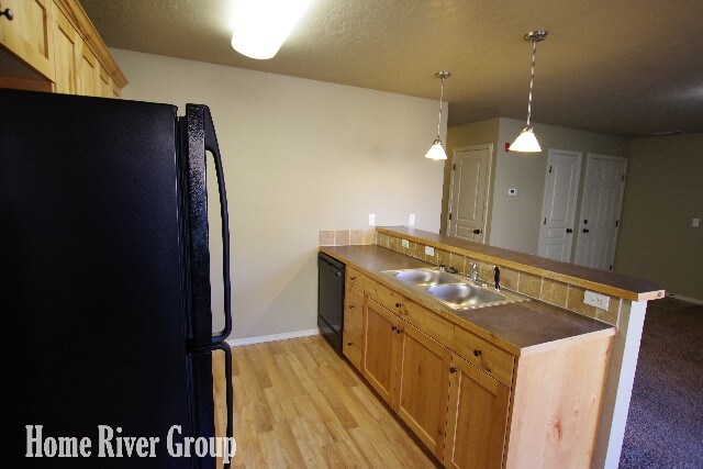 Building Photo - 16546 N Integra St
