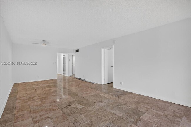 Foto del edificio - 6080 NW 44th St