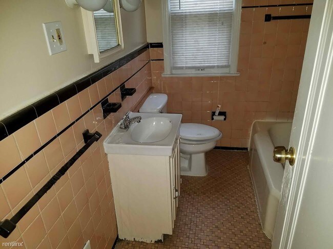 Foto del edificio - 11600 Roxbury St