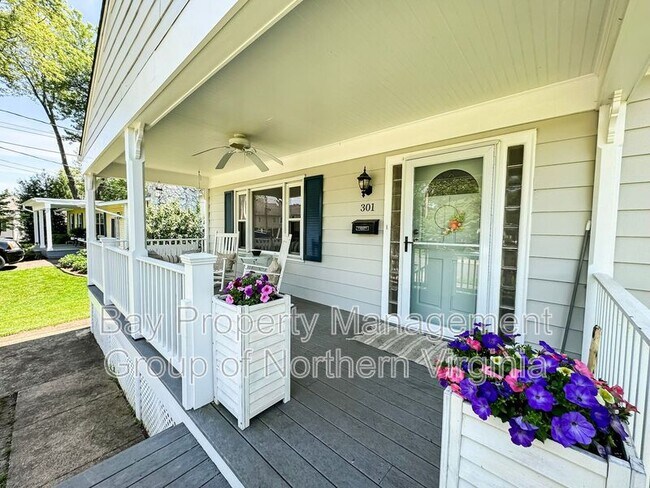 Foto del edificio - 301 Lafayette Pl SW