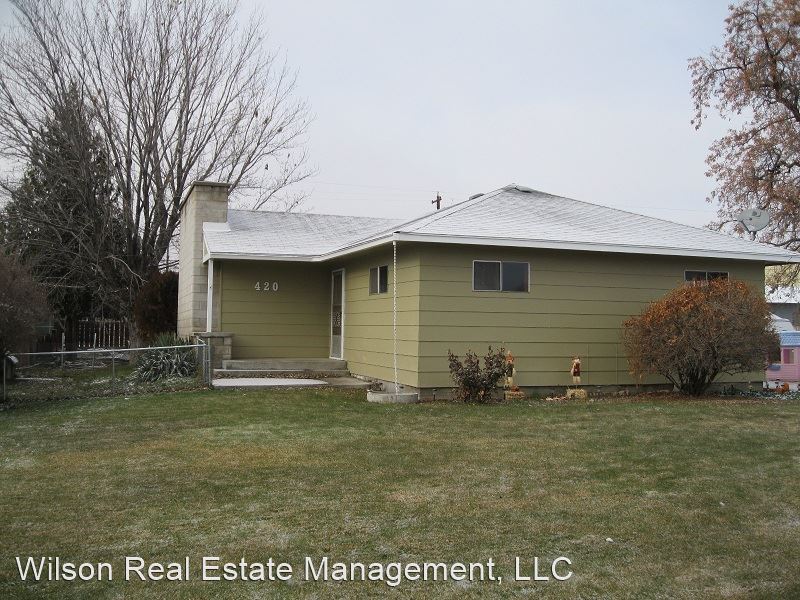 4 br, 1 bath House 420 South 50th Avenue House Rental in Yakima, WA