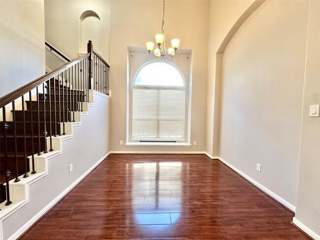 Building Photo - 6415 Virginia Fields Dr