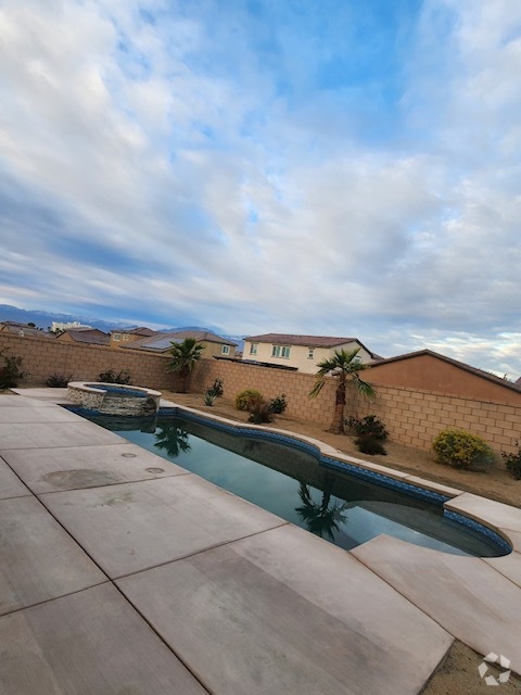 Building Photo - 44159 Le Blanc Ct