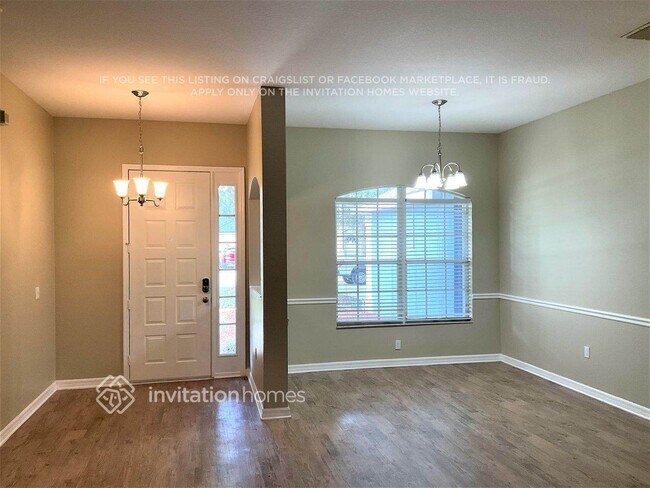 Foto del edificio - 315 Sabal Springs Ct