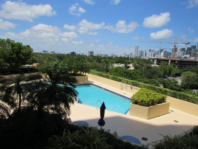 Foto del edificio - 2475 Brickell Ave