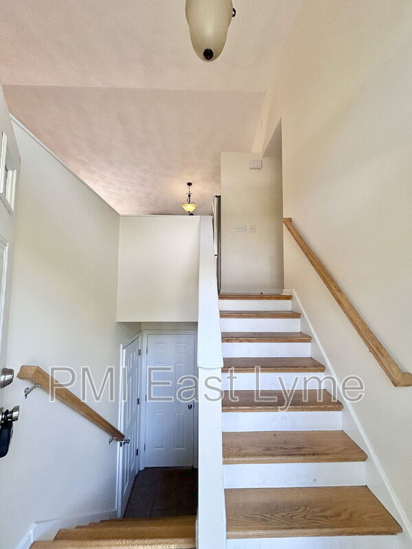 Foto del edificio - 75 Great Brook Rd