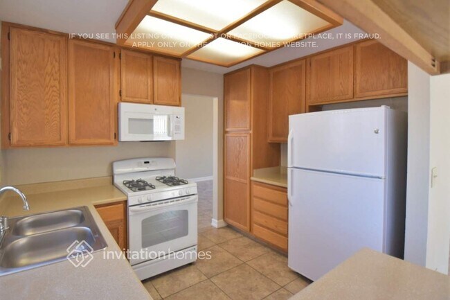 Foto del edificio - 7538 Marmot Ave