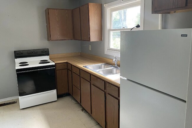 Foto del edificio - 2013 Greendale Dr