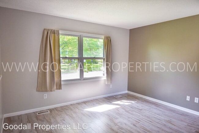 Foto del edificio - 4 br, 2 bath House - 9509 Monroe Ct