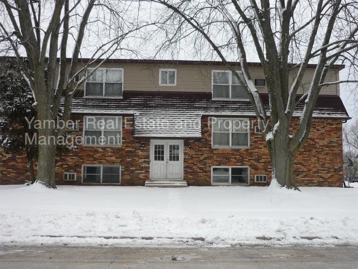 Primary Photo - 1104 S Cross St
