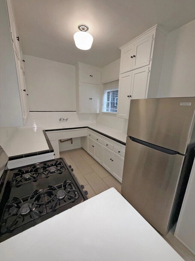 Foto del edificio - 9120 Beverly Blvd