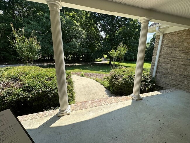 Building Photo - Burlington / Guilford County