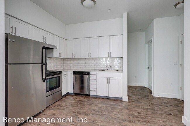 Foto del edificio - 7676 N Lombard St