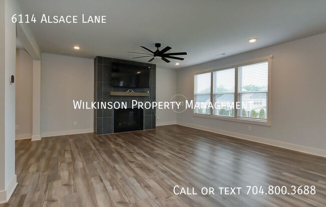 Building Photo - 6114 Alsace Ln
