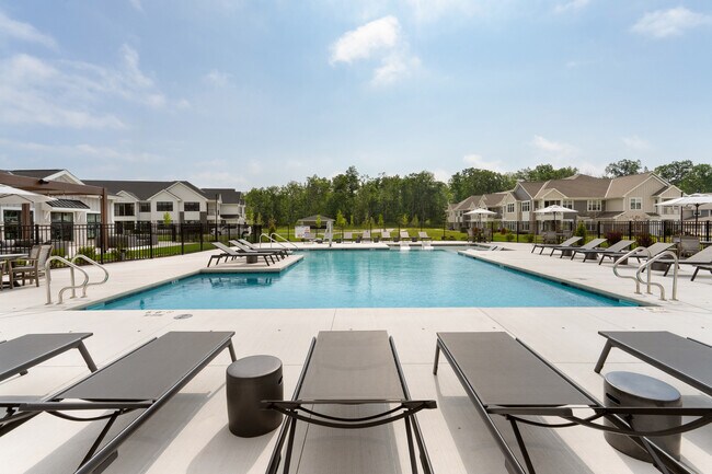 Piscina estilo resort de Seasons at Grafton - Seasons at Grafton