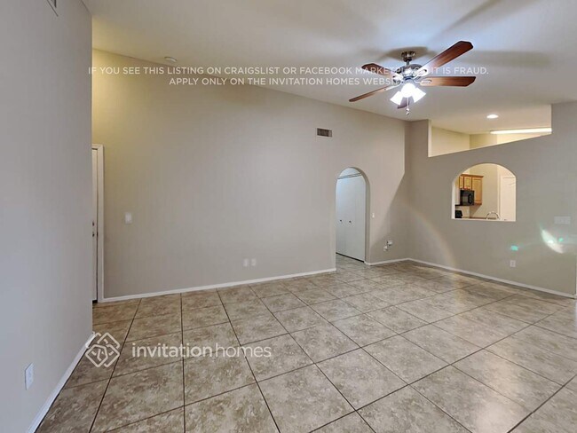 Foto del edificio - 9128 S Parkside Ln W