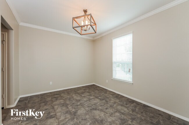 Building Photo - 7111 Marina Del Rey