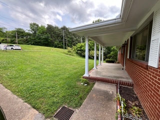 Building Photo - 703 Moccasin Bend Rd