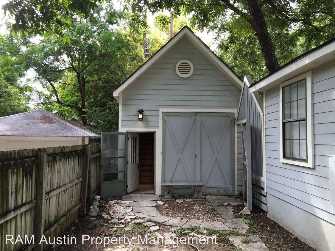 Primary Photo - 4912 Avenue G