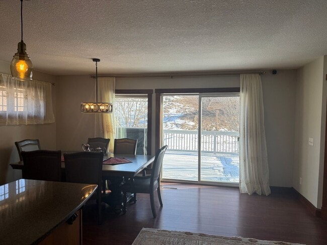 Building Photo - 4 Bed | 3 Bath | 2-Car Garage | Pet Friendly | Cobblestone Community -Available May 1st.