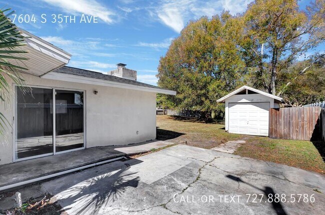 Building Photo - 7604 S 35th Ave