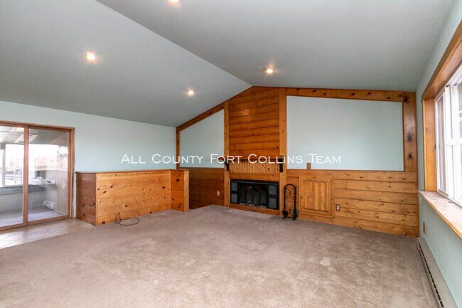 Building Photo - 512 Sundown Ct