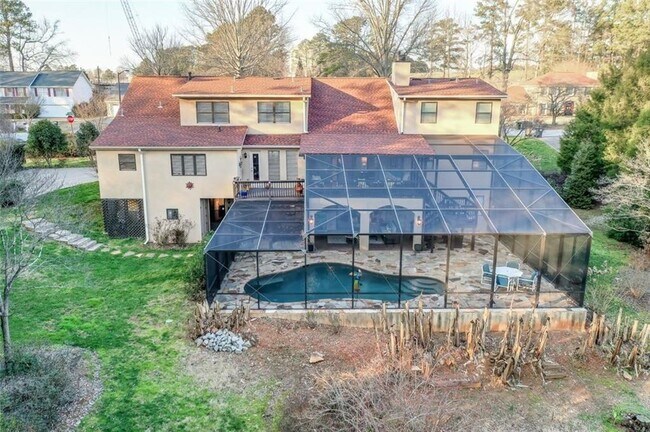 Foto del edificio - 4474 Cove Island Dr NE