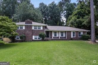 Building Photo - 1451 Cardinal Ln