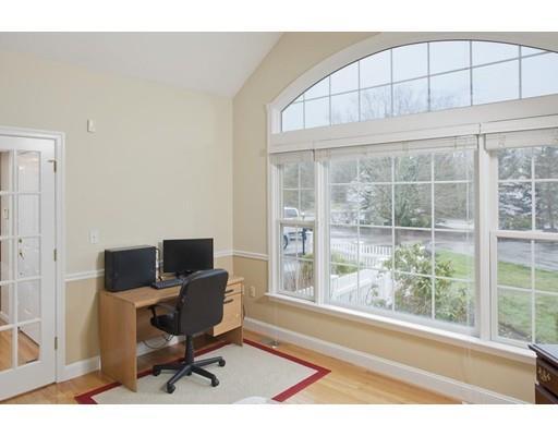 Foto del edificio - 15 Silver Brook Ln