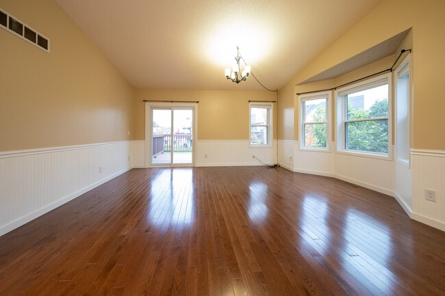 Foto del edificio - 7358 Bren Ln