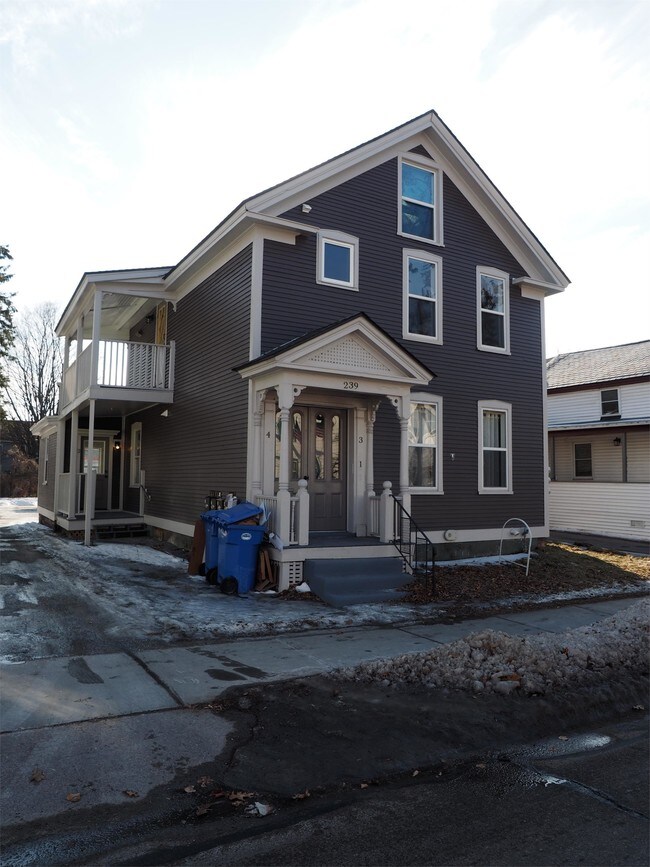 Building Photo - 239 North St