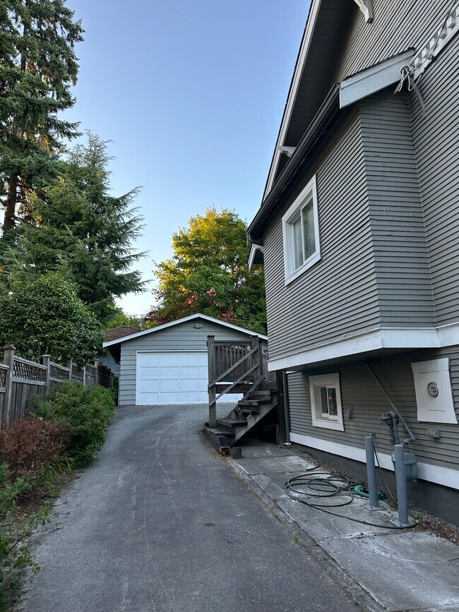 Photo du bâtiment - 3375 W 34th Ave