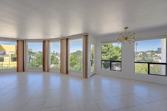 Building Photo - 3013 Horton Ave