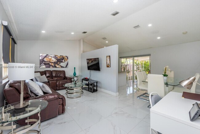 Foto del edificio - 14347 SW 176th Terr
