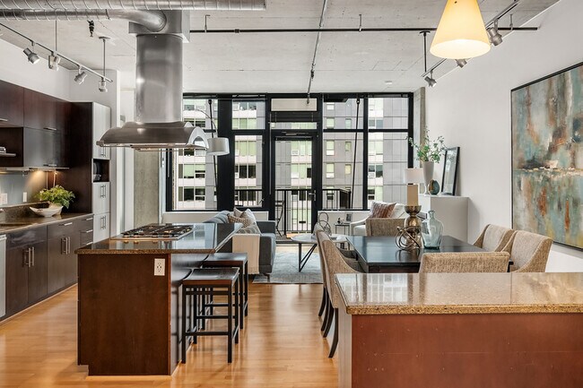 Foto del edificio - 2720 3rd Ave