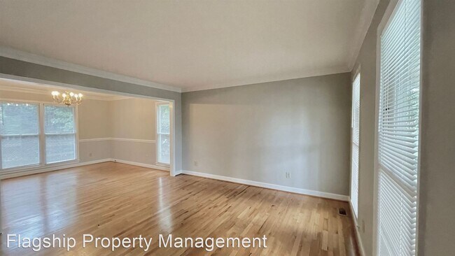 Building Photo - 3 br, 2.5 bath House - 4 Promontory Court